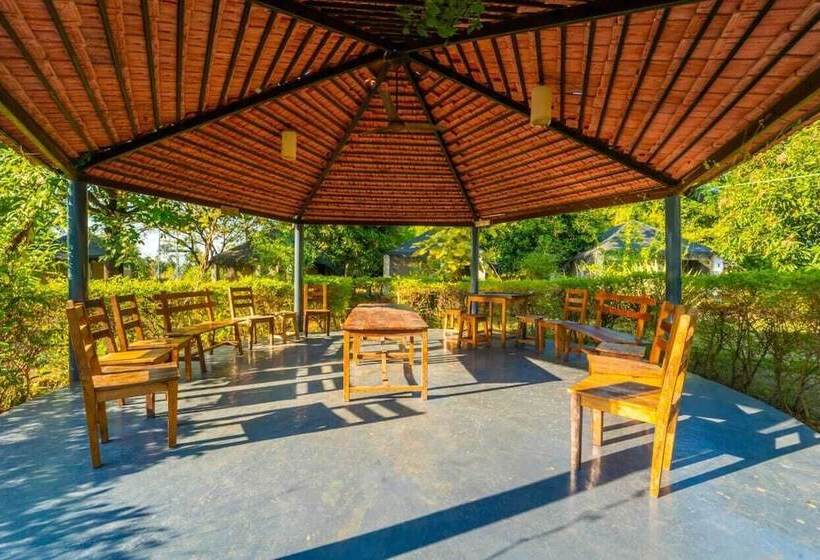 فندق Camp Serai Tiger Tadoba