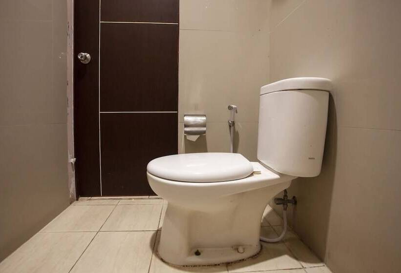 فندق Capital O 1709 Simalungun City