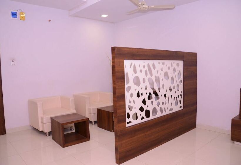 בית מלון כפרי Grand Shivam