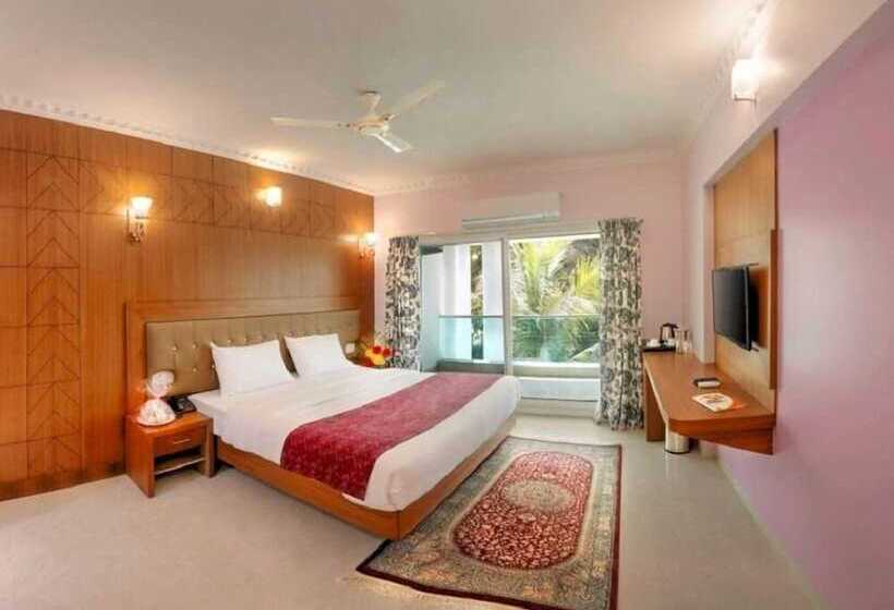 בית מלון כפרי Jyothis Residency