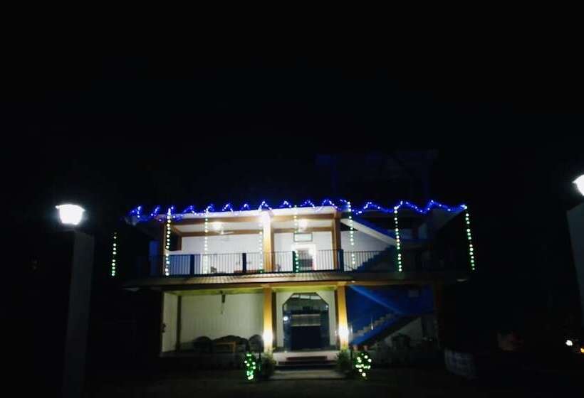 فندق Kaziranga Resort