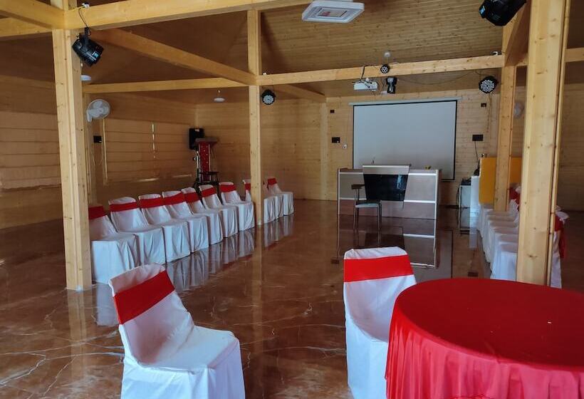 فندق Lakewood Resorts & Spa