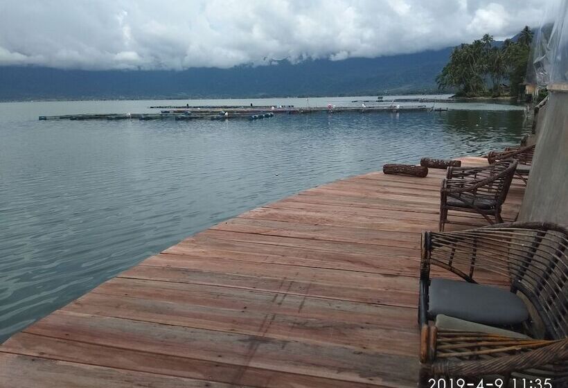 Отель Maninjau Indah