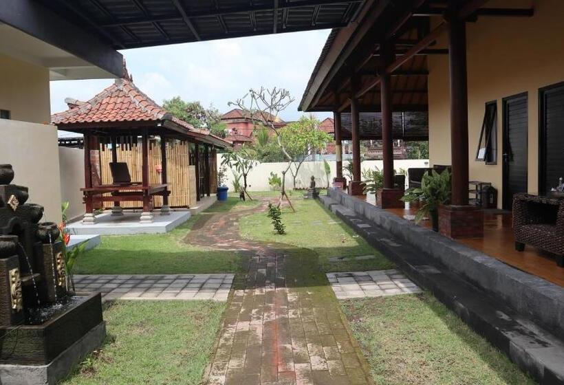 בית מלון כפרי Ubud Backpacker Hostel