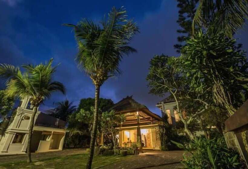 فندق Munari Villa And Spa Batubulan