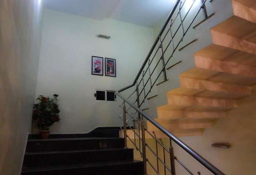 בית מלון כפרי Parvati Palace Sehore