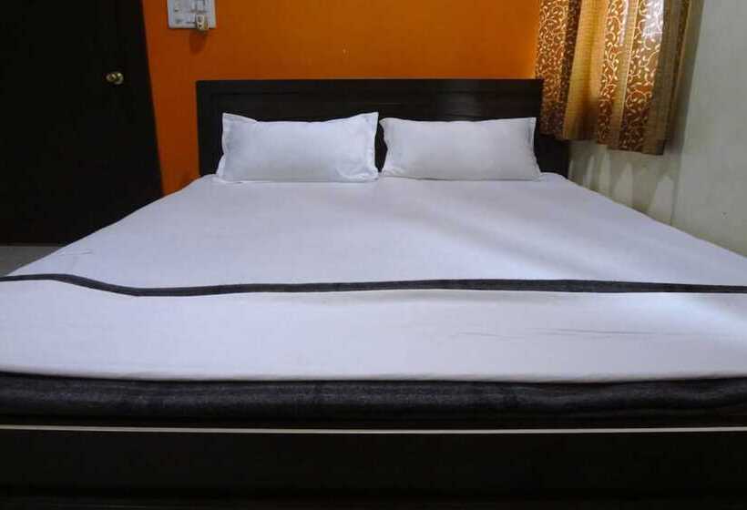 בית מלון כפרי Parvati Palace Sehore