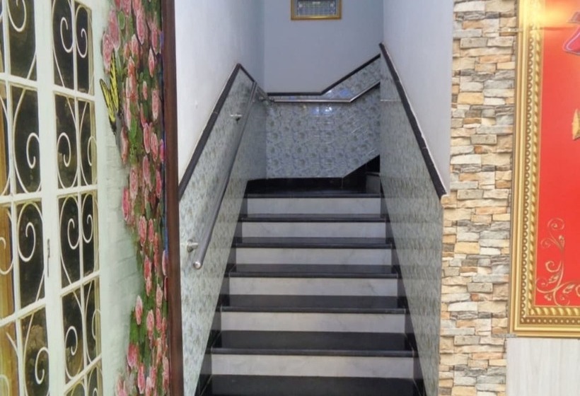 ホテル Pinaki Inn