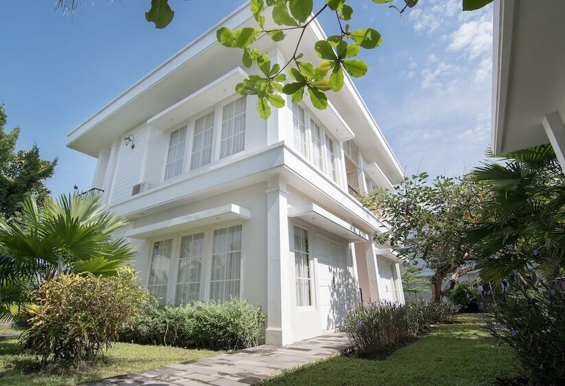 ホテル Sevilla Resort Magelang