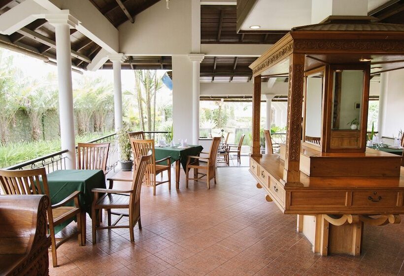 ホテル Sevilla Resort Magelang