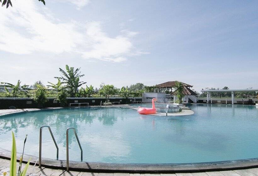 ホテル Sevilla Resort Magelang