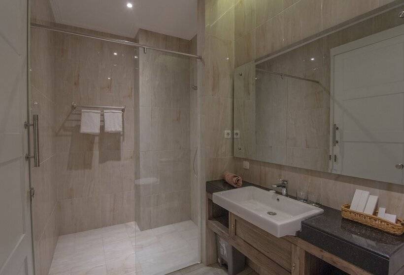 ホテル Sevilla Resort Magelang