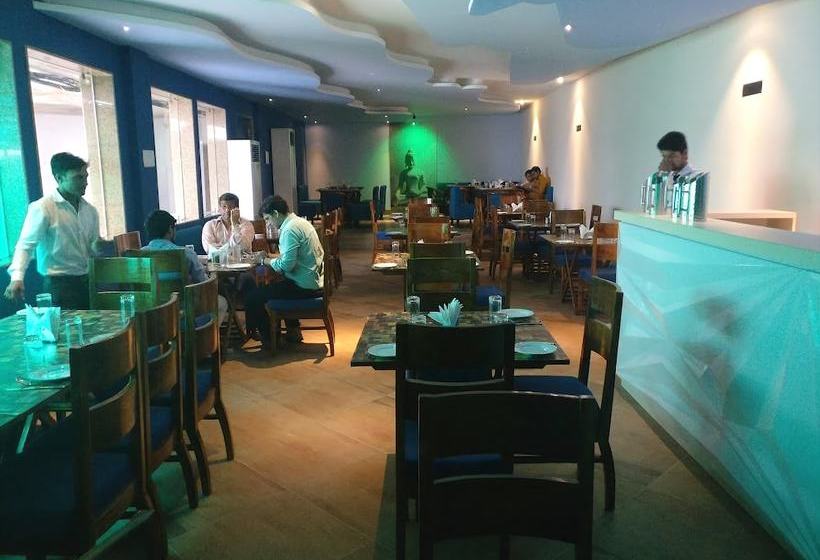 ホテル Shubhra Grand