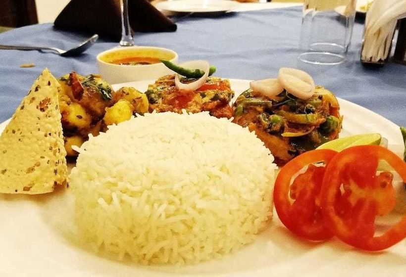 ホテル Shubhra Grand