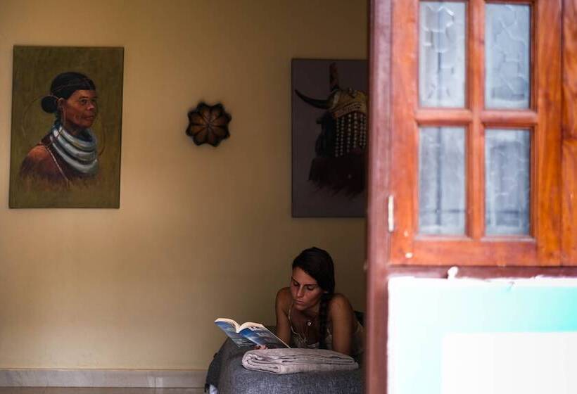 فندق Vaayu Watermans Village