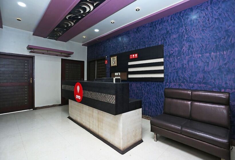 Oyo 11555 Hotel Punjab