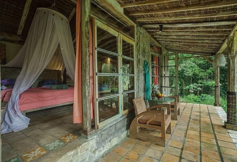 פנסיון Oemah Tepi Sawah