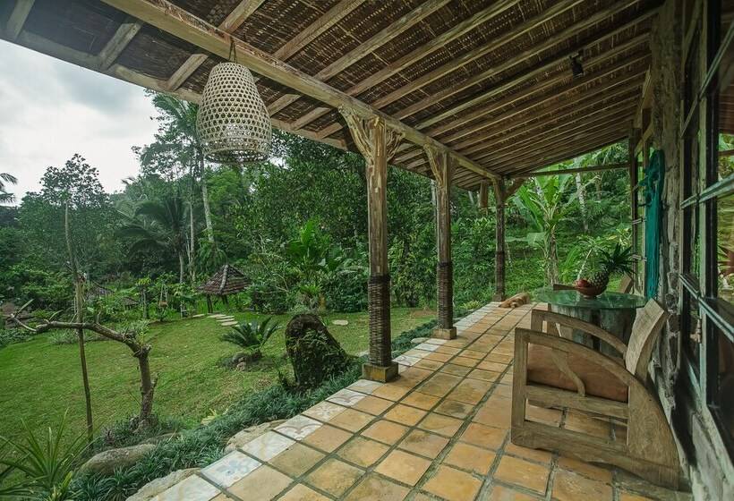 פנסיון Oemah Tepi Sawah