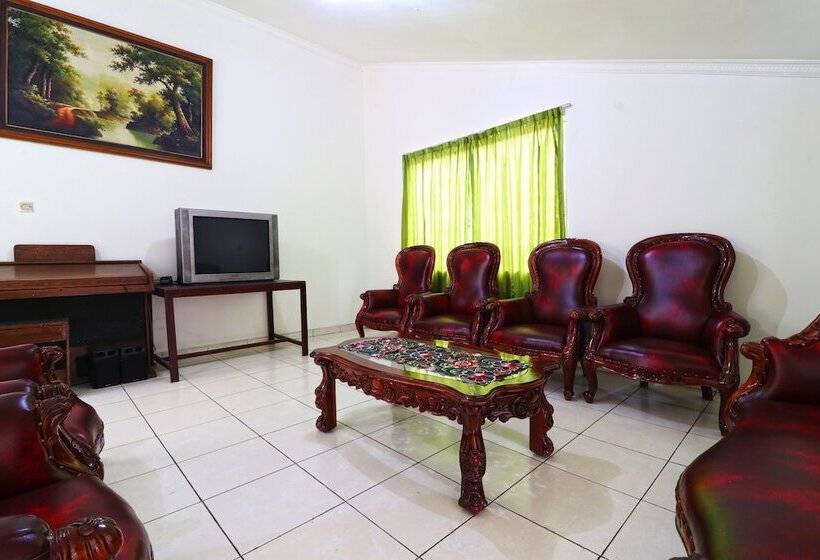 פנסיון Wisma Lamida 2 Syariah