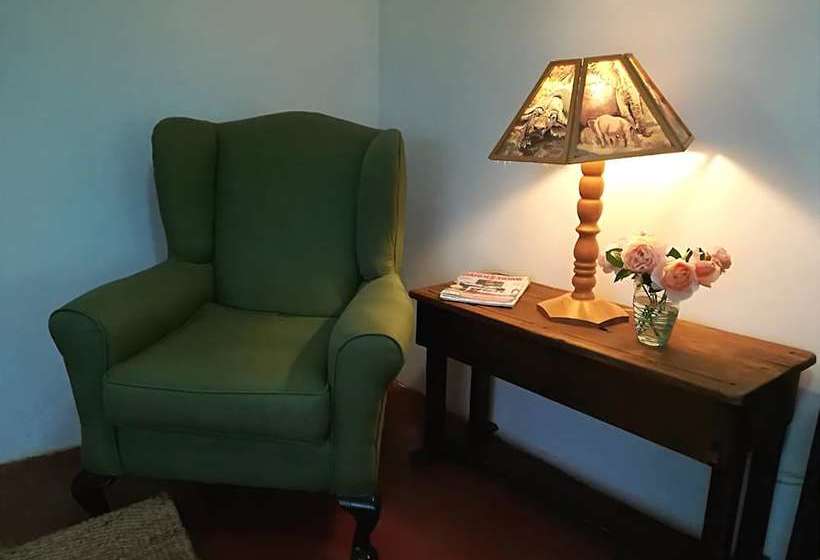 Piccadilly Farm Cottages