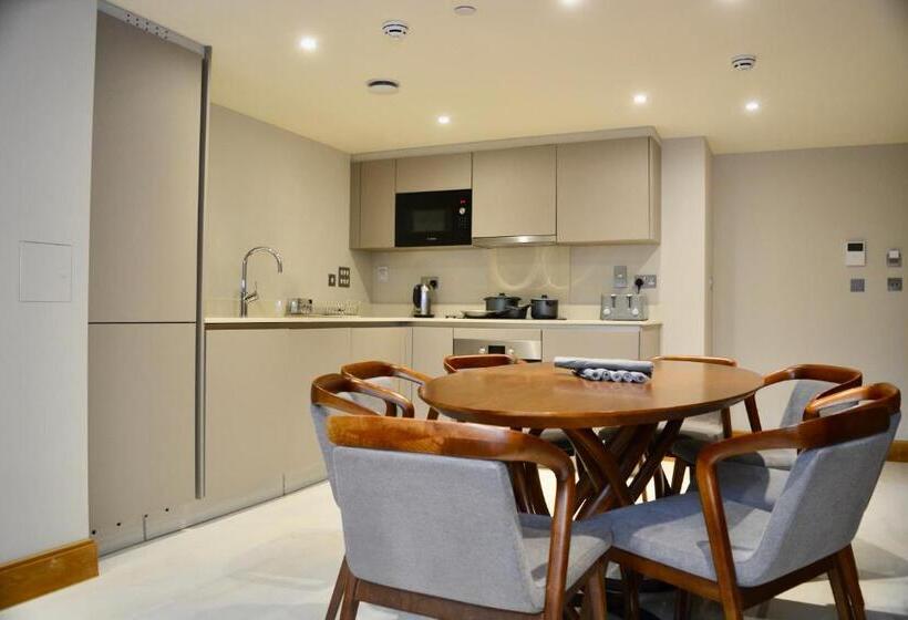 Sanctum Belsize Road