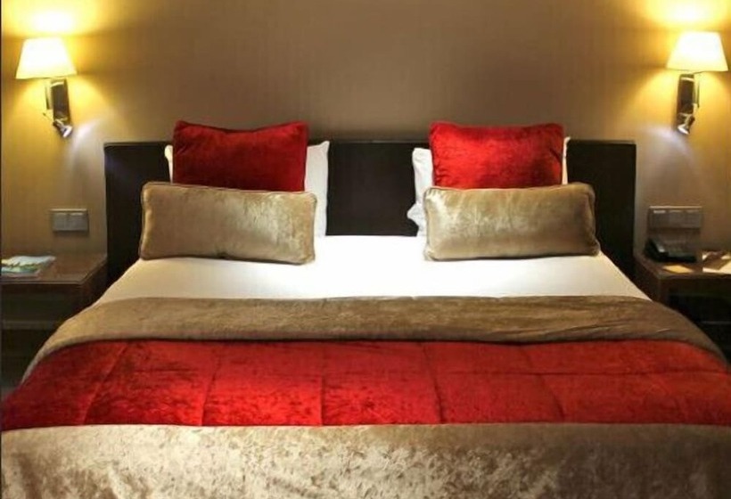 The Emerald Resort, Pune