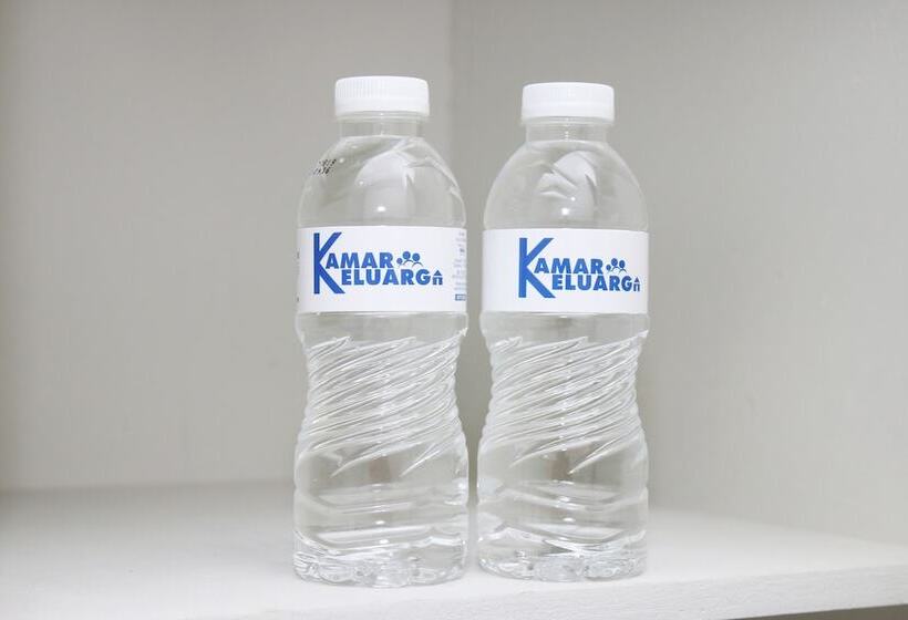 호스텔 Kamar Keluarga Bogor Syariah