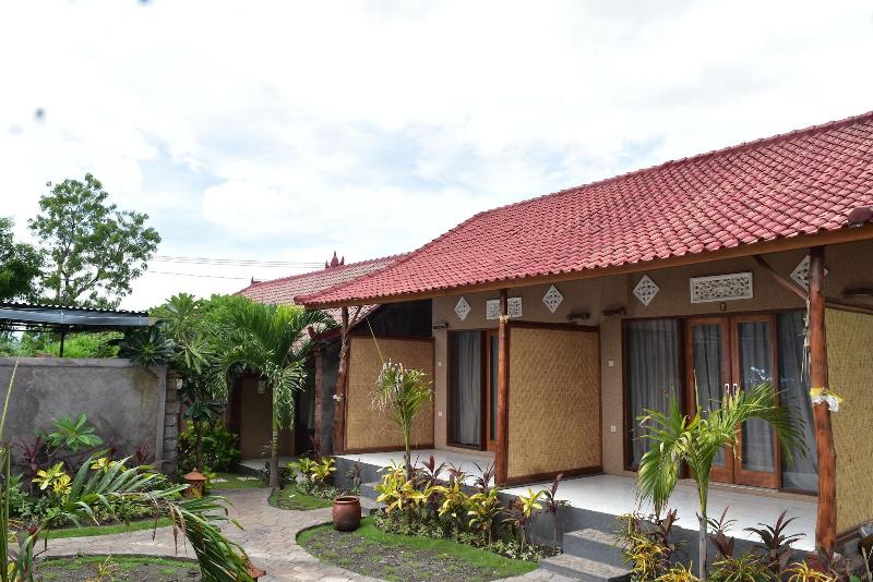 호스텔 Made Taro  Menjangan Homestay