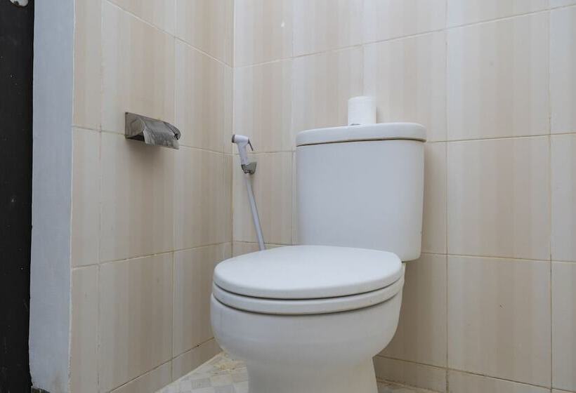 فندق صغير Panen House By Oyo Rooms