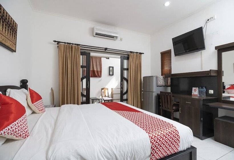 فندق صغير Panen House By Oyo Rooms