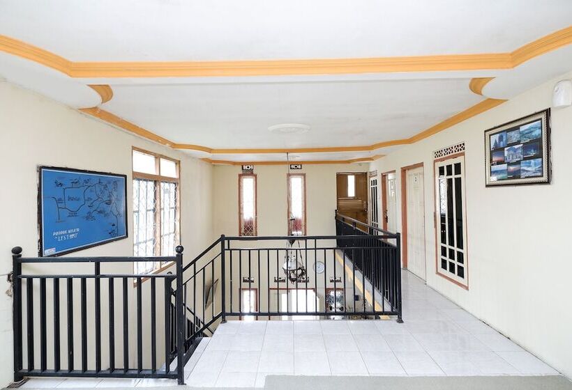 Cămin Spot On 2112 Homestay Lestari Dieng Syariah