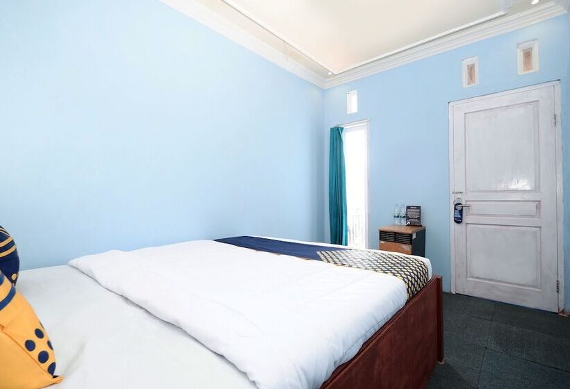 Cămin Spot On 2112 Homestay Lestari Dieng Syariah