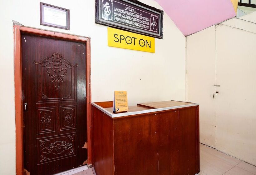 Cămin Spot On 2112 Homestay Lestari Dieng Syariah