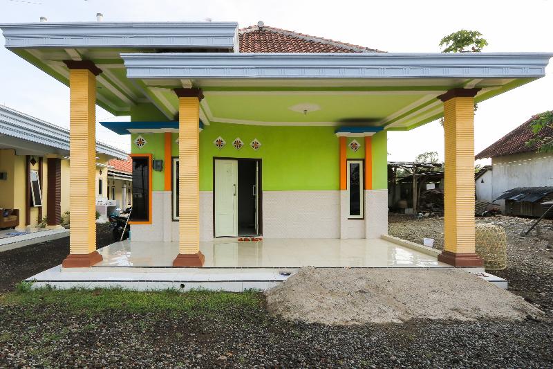 הוסטל Spot On 2371 Islami Family Residence