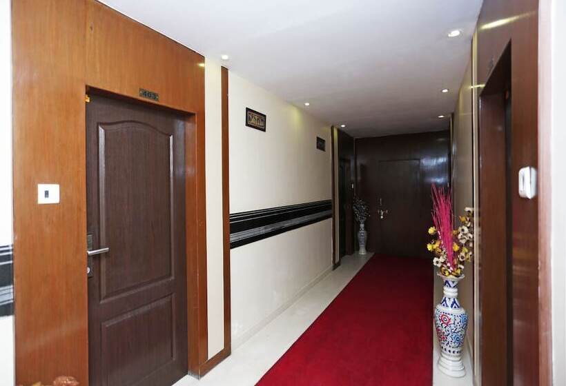 Ambassador Hotel By Oyo Rooms