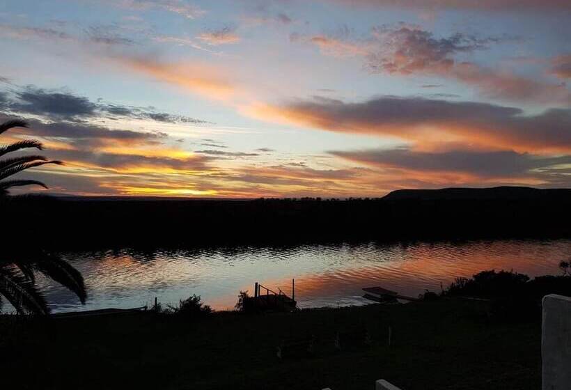 צימר Addo Riverside Villa