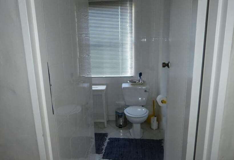 צימר Addo Riverside Villa