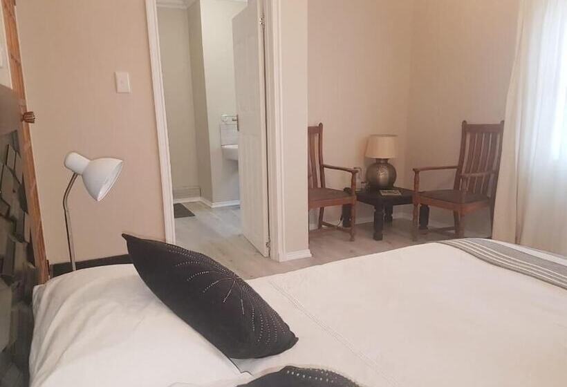 צימר Addo Riverside Villa