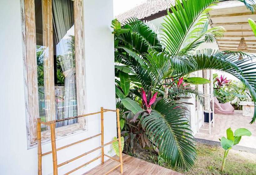 مبيت وإفطار Agung Wiwin Homestay & Restaurant