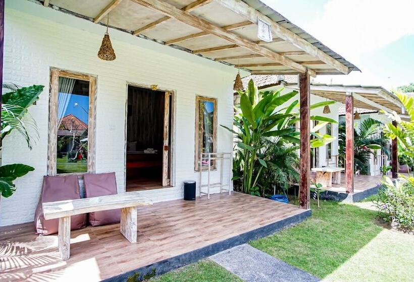 مبيت وإفطار Agung Wiwin Homestay & Restaurant