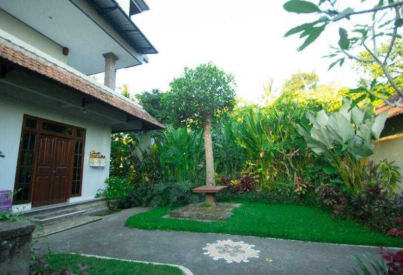 צימר Akusara House