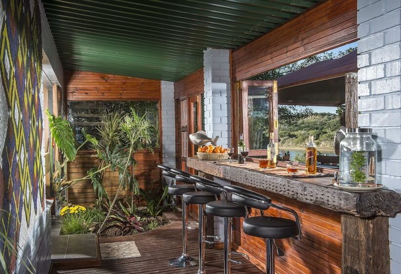 צימר Dungbeetle River Lodge