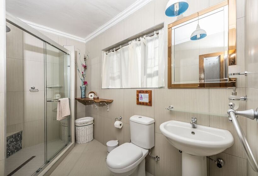 צימר Dungbeetle River Lodge