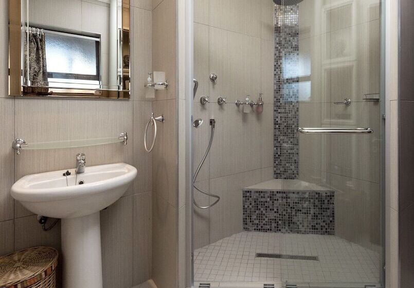 צימר Dungbeetle River Lodge