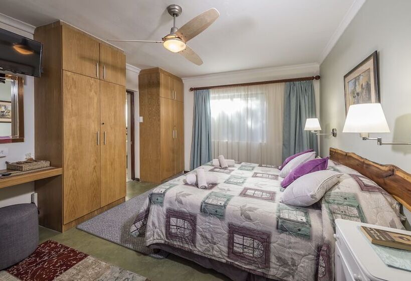 צימר Dungbeetle River Lodge