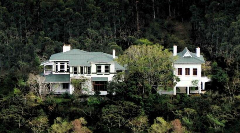 צימר Royston Hall Historical Guesthouse