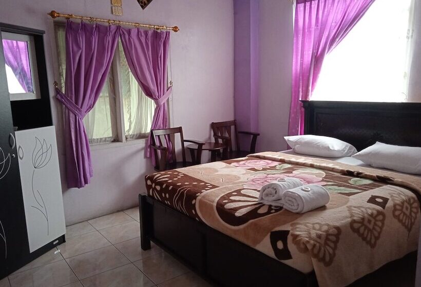 مبيت وإفطار Trivadoh Syariah