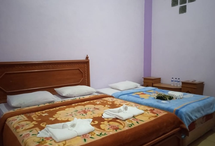 مبيت وإفطار Trivadoh Syariah