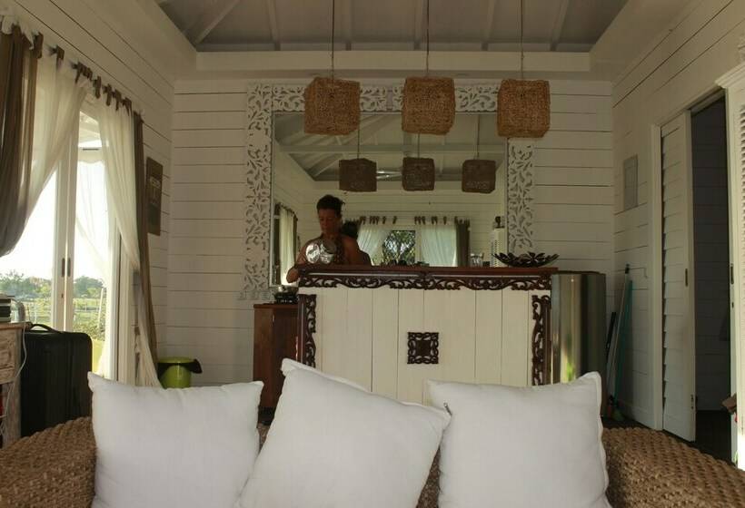 住宿加早餐  Wera Beach Resort