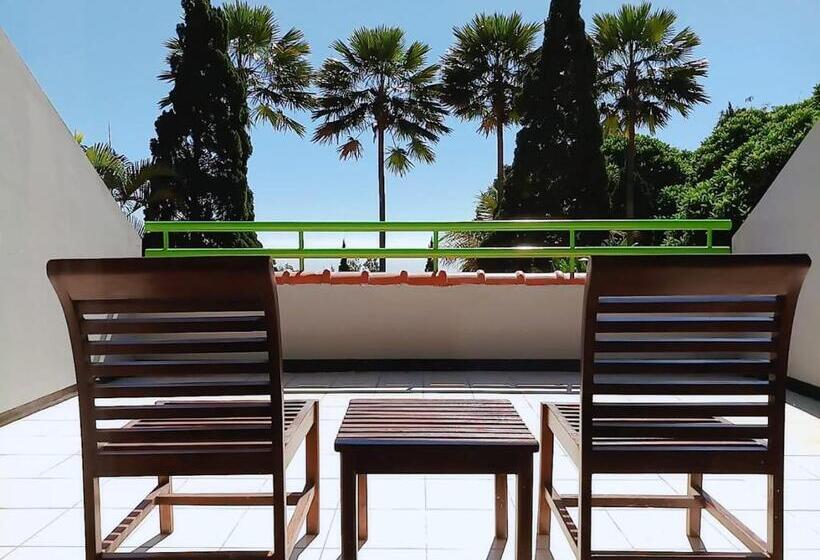 Grand Whiz Hotel Bromo